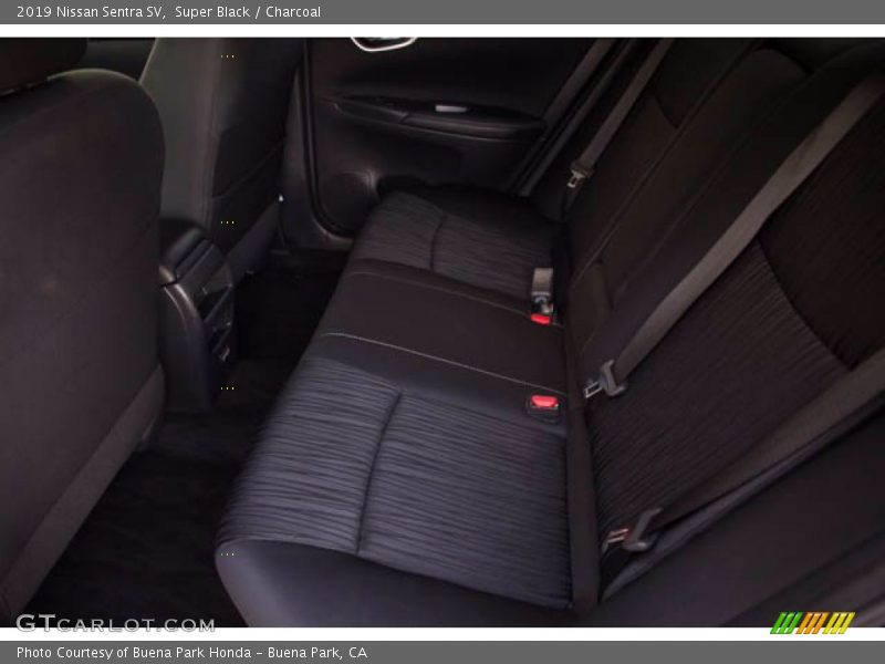 Super Black / Charcoal 2019 Nissan Sentra SV