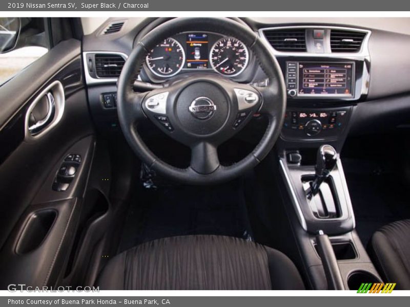 Super Black / Charcoal 2019 Nissan Sentra SV