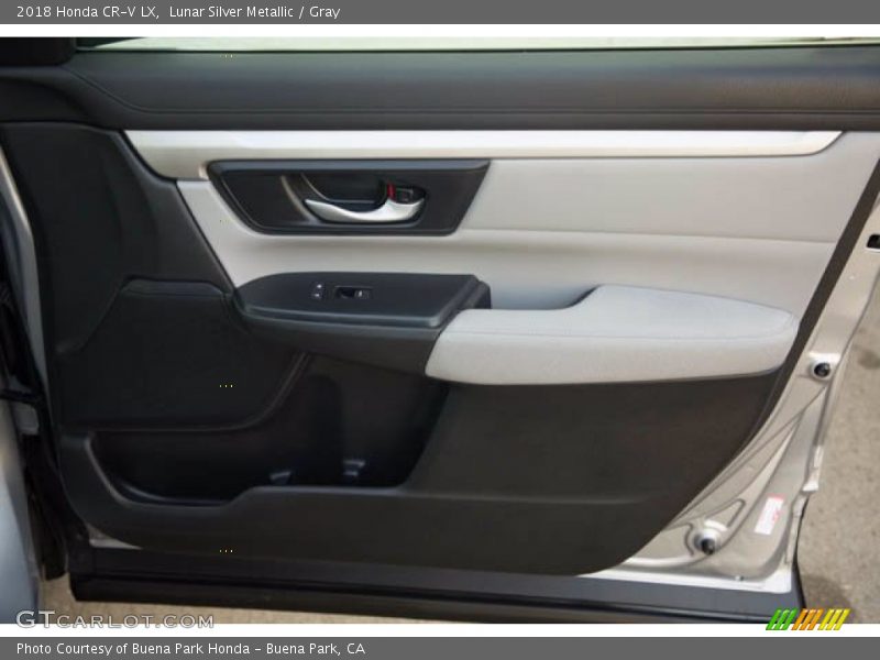 Lunar Silver Metallic / Gray 2018 Honda CR-V LX