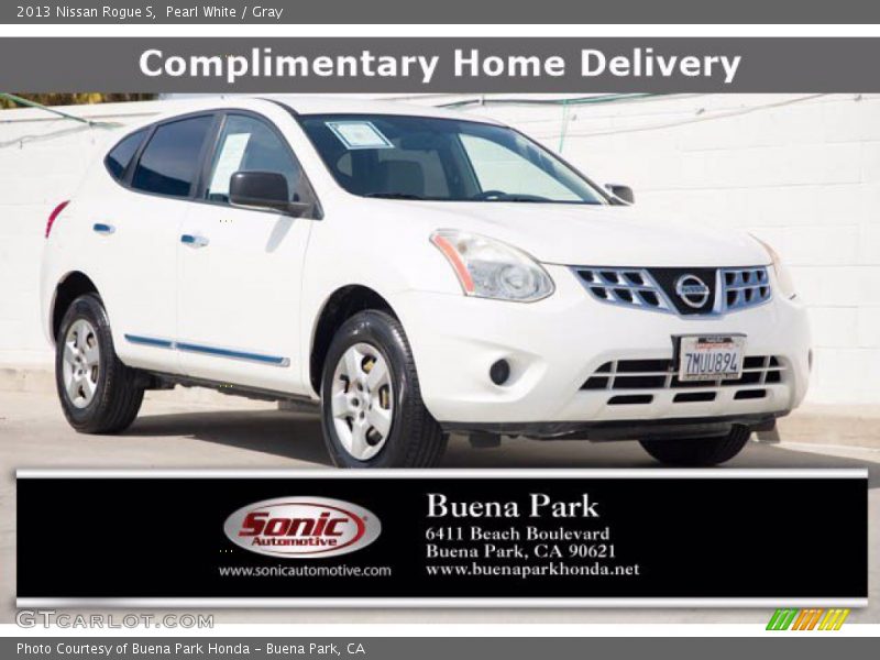 Pearl White / Gray 2013 Nissan Rogue S