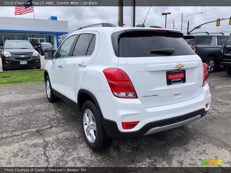 Summit White / Jet Black 2019 Chevrolet Trax LT AWD