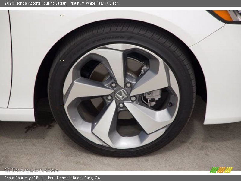 Platinum White Pearl / Black 2020 Honda Accord Touring Sedan