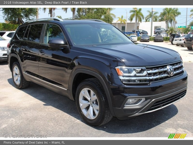 Deep Black Pearl / Titan Black 2018 Volkswagen Atlas SEL