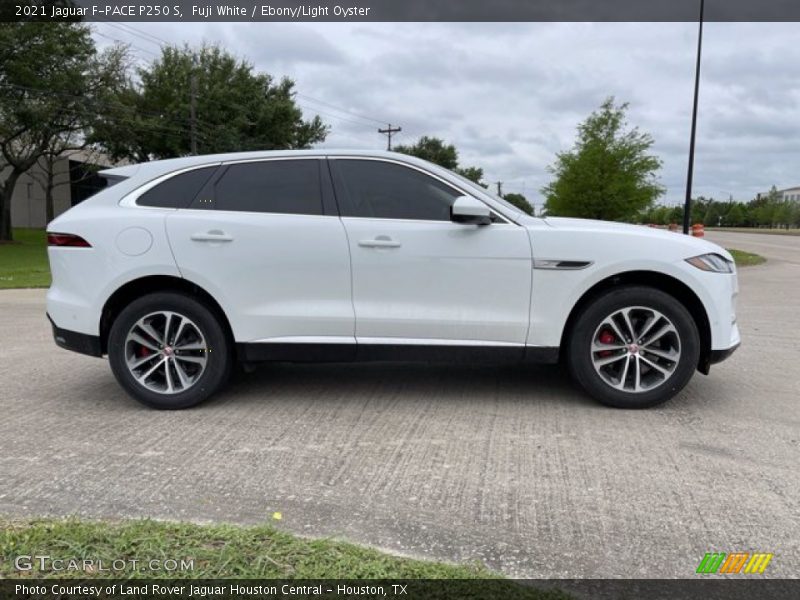 Fuji White / Ebony/Light Oyster 2021 Jaguar F-PACE P250 S