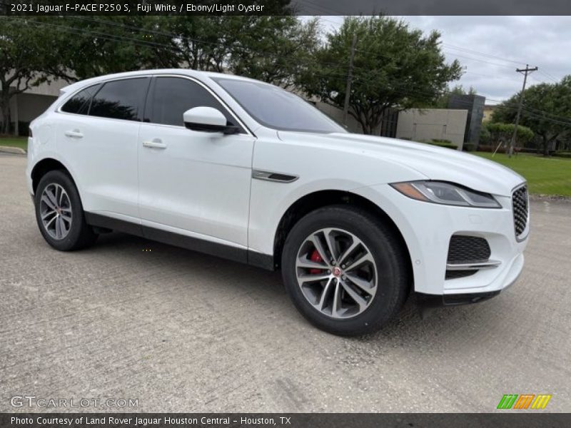 Fuji White / Ebony/Light Oyster 2021 Jaguar F-PACE P250 S