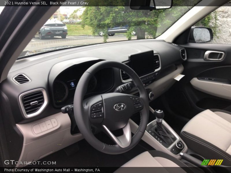Black Noir Pearl / Gray 2021 Hyundai Venue SEL