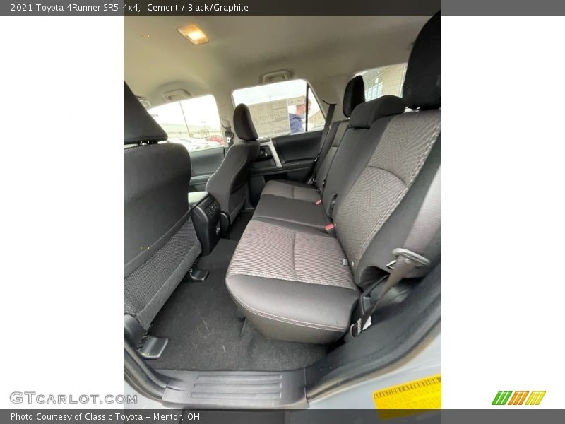 Cement / Black/Graphite 2021 Toyota 4Runner SR5 4x4
