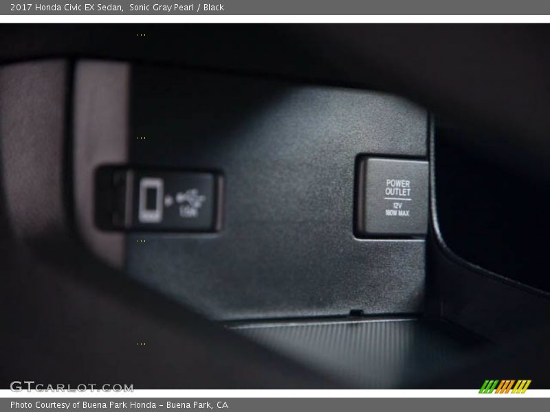 Sonic Gray Pearl / Black 2017 Honda Civic EX Sedan