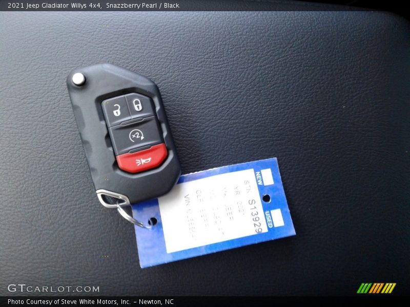 Snazzberry Pearl / Black 2021 Jeep Gladiator Willys 4x4