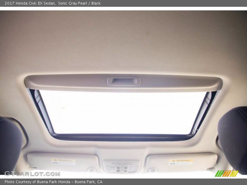 Sonic Gray Pearl / Black 2017 Honda Civic EX Sedan