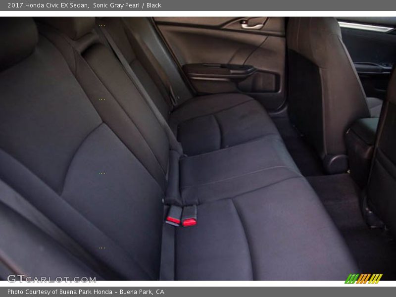 Sonic Gray Pearl / Black 2017 Honda Civic EX Sedan
