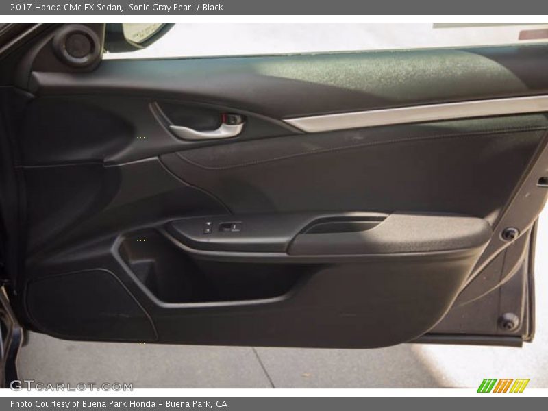 Sonic Gray Pearl / Black 2017 Honda Civic EX Sedan