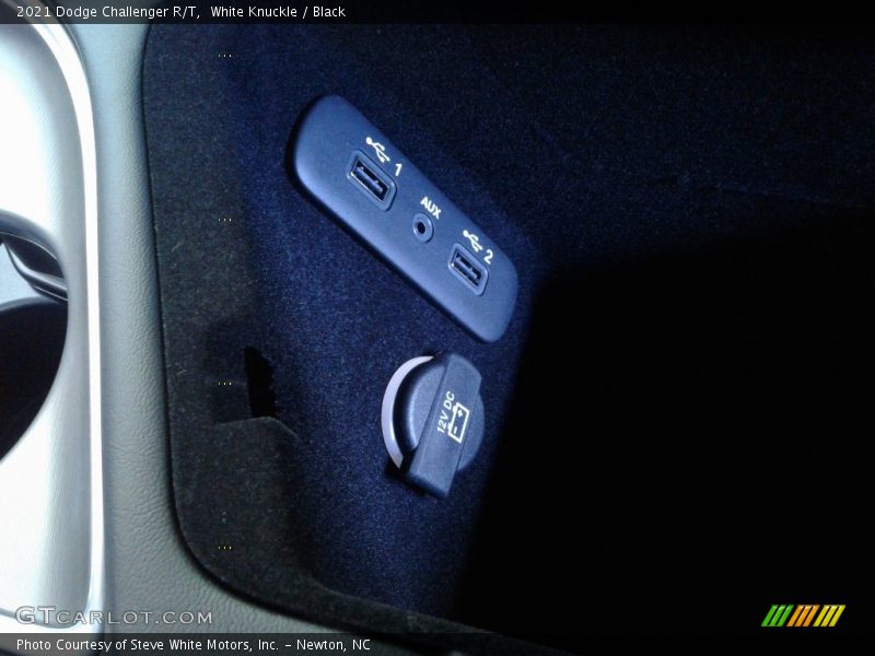 White Knuckle / Black 2021 Dodge Challenger R/T