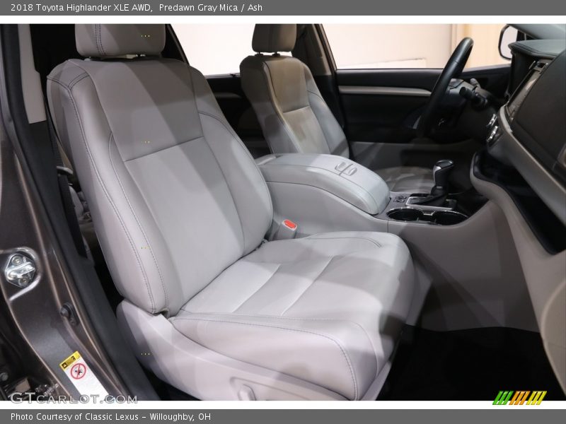 Predawn Gray Mica / Ash 2018 Toyota Highlander XLE AWD