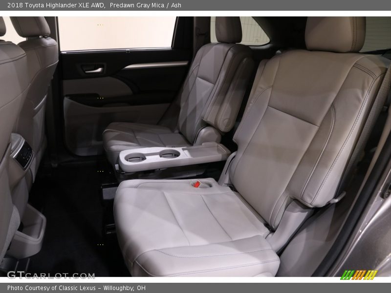 Predawn Gray Mica / Ash 2018 Toyota Highlander XLE AWD