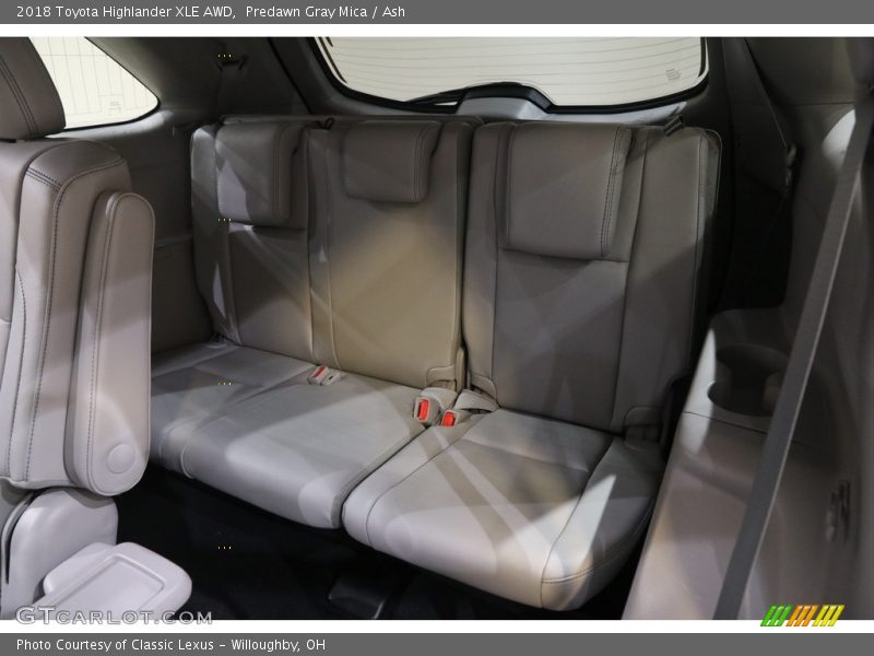 Predawn Gray Mica / Ash 2018 Toyota Highlander XLE AWD
