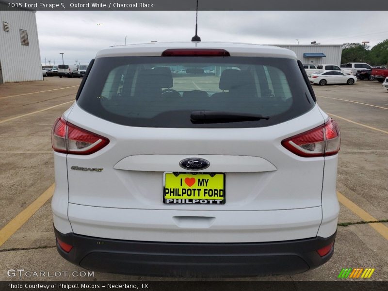 Oxford White / Charcoal Black 2015 Ford Escape S