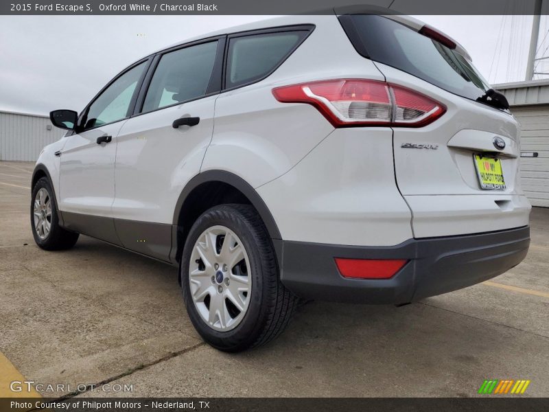 Oxford White / Charcoal Black 2015 Ford Escape S
