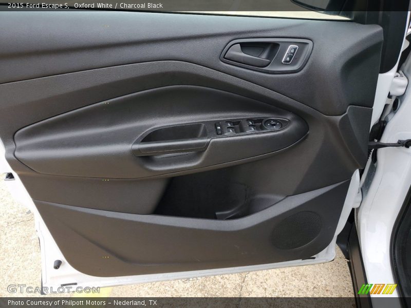 Oxford White / Charcoal Black 2015 Ford Escape S