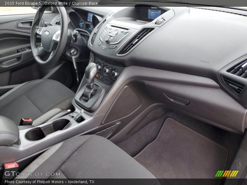 Oxford White / Charcoal Black 2015 Ford Escape S