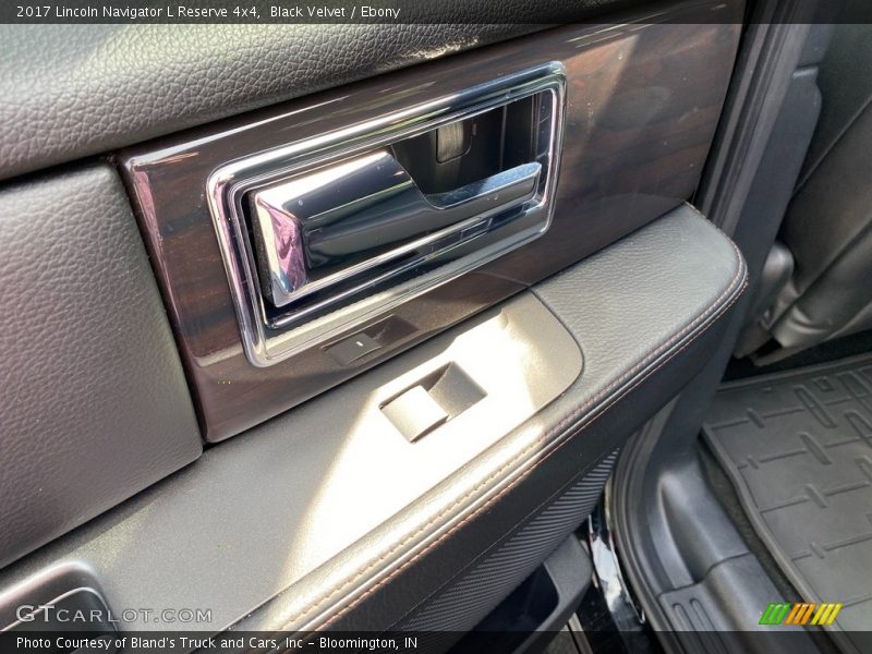 Black Velvet / Ebony 2017 Lincoln Navigator L Reserve 4x4