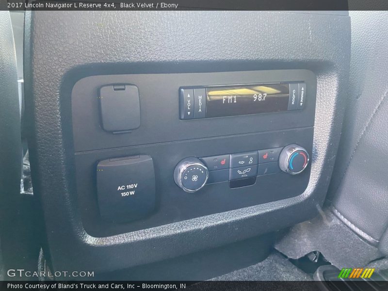 Black Velvet / Ebony 2017 Lincoln Navigator L Reserve 4x4