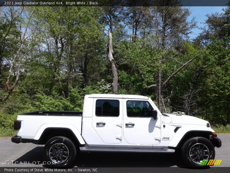 Bright White / Black 2021 Jeep Gladiator Overland 4x4