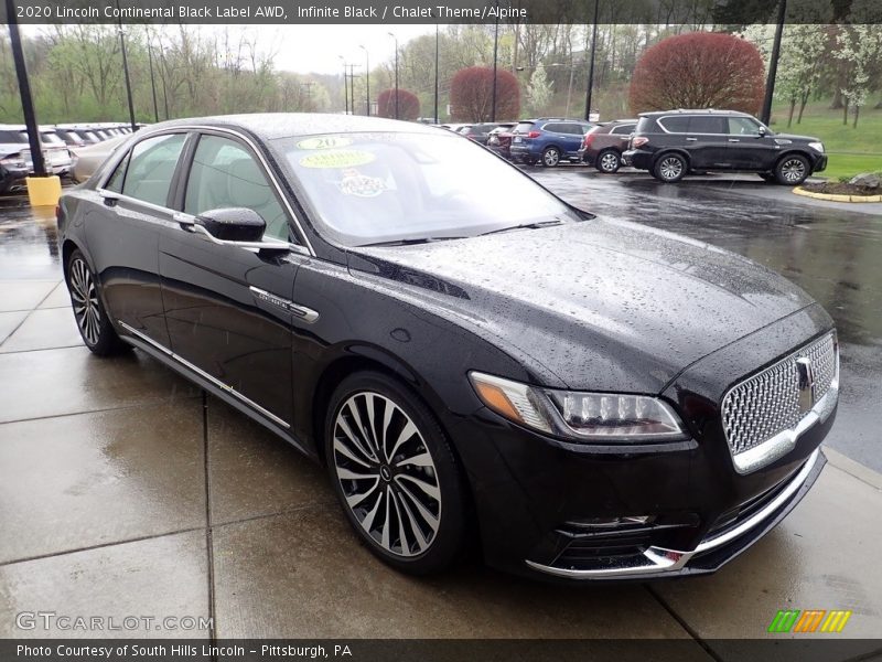 Front 3/4 View of 2020 Continental Black Label AWD