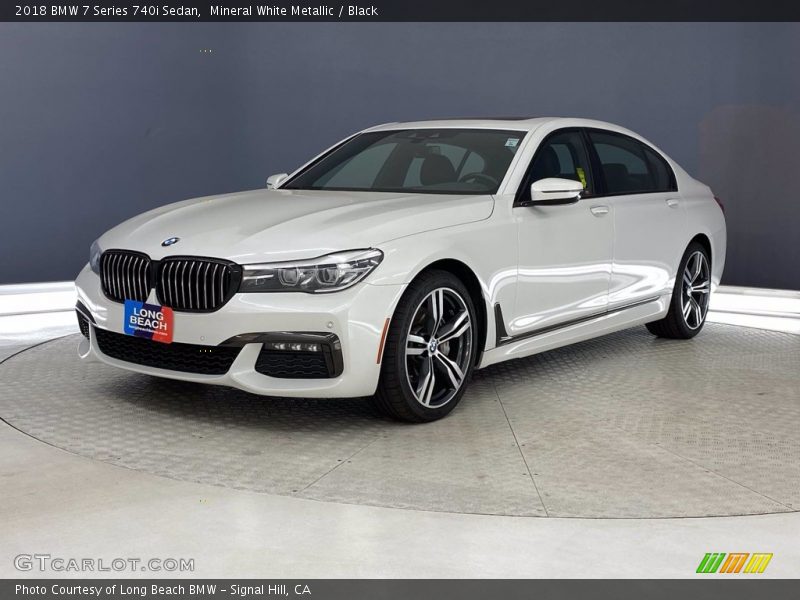 Mineral White Metallic / Black 2018 BMW 7 Series 740i Sedan