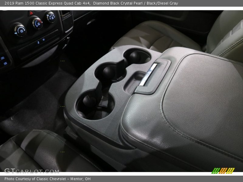 Diamond Black Crystal Pearl / Black/Diesel Gray 2019 Ram 1500 Classic Express Quad Cab 4x4