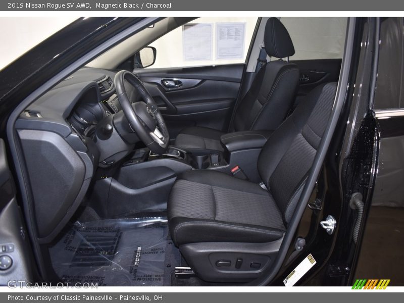 Magnetic Black / Charcoal 2019 Nissan Rogue SV AWD