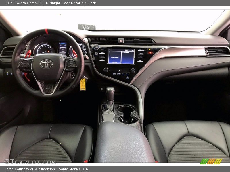 Midnight Black Metallic / Black 2019 Toyota Camry SE
