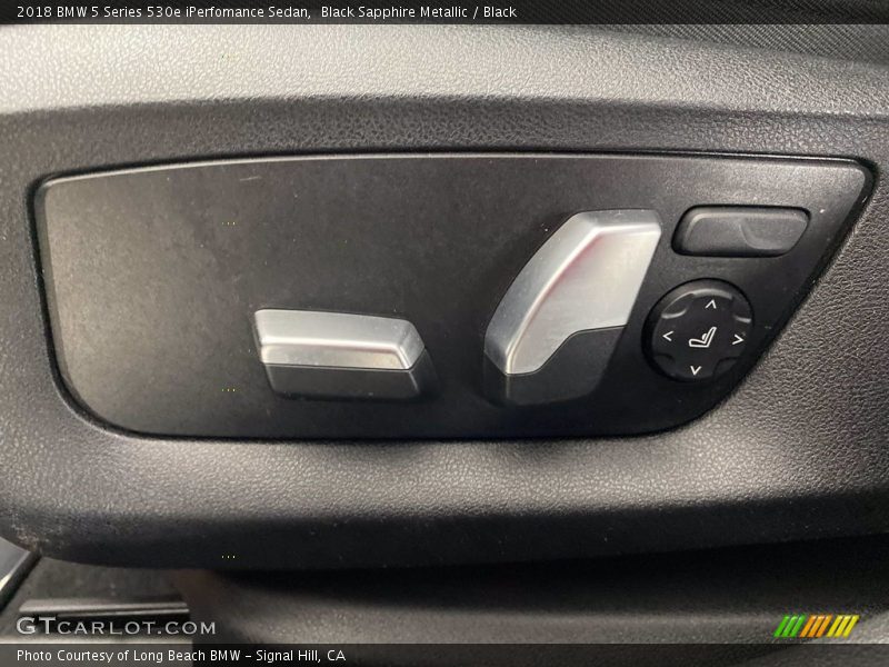 Black Sapphire Metallic / Black 2018 BMW 5 Series 530e iPerfomance Sedan