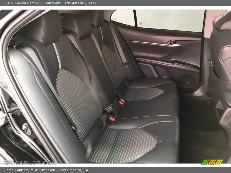 Midnight Black Metallic / Black 2019 Toyota Camry SE