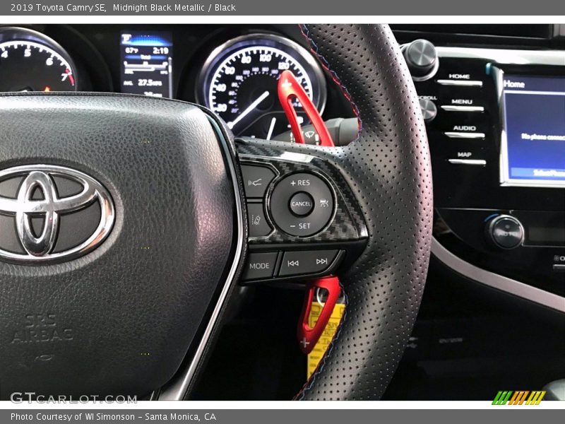 Midnight Black Metallic / Black 2019 Toyota Camry SE