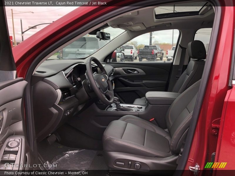 Cajun Red Tintcoat / Jet Black 2021 Chevrolet Traverse LT