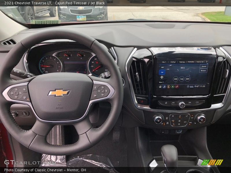Cajun Red Tintcoat / Jet Black 2021 Chevrolet Traverse LT
