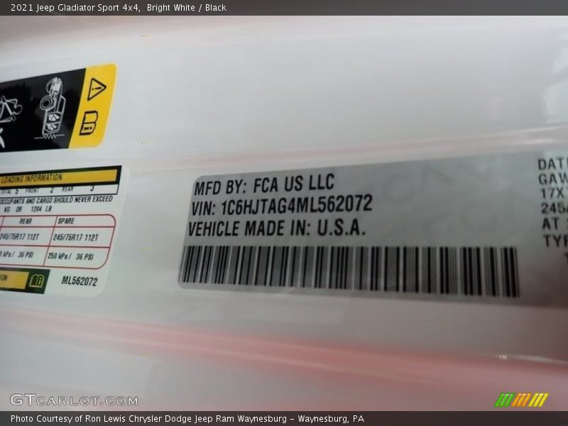 Bright White / Black 2021 Jeep Gladiator Sport 4x4