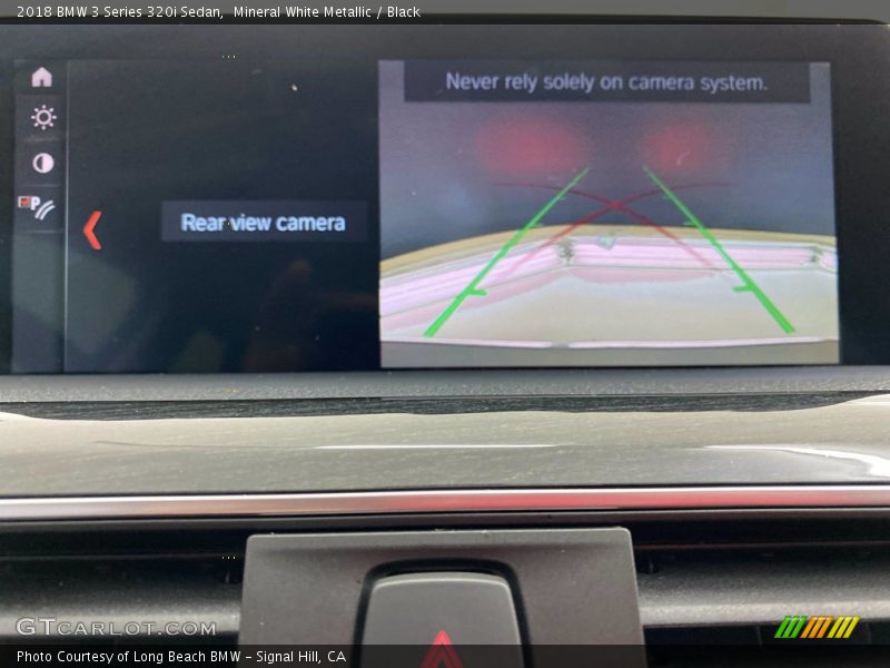 Mineral White Metallic / Black 2018 BMW 3 Series 320i Sedan