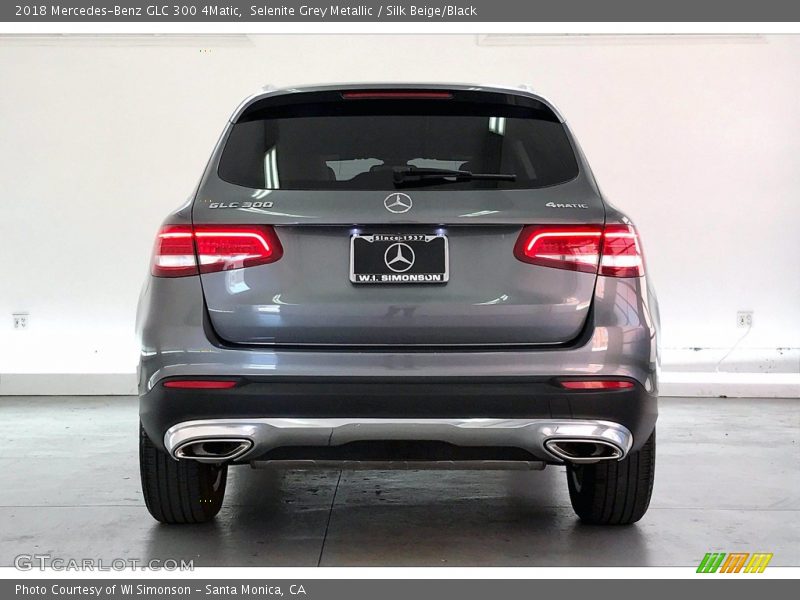 Selenite Grey Metallic / Silk Beige/Black 2018 Mercedes-Benz GLC 300 4Matic