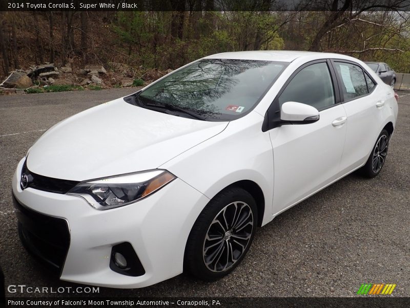 Super White / Black 2014 Toyota Corolla S