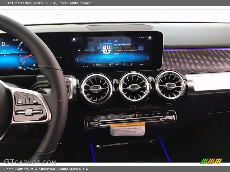 Polar White / Black 2021 Mercedes-Benz GLB 250