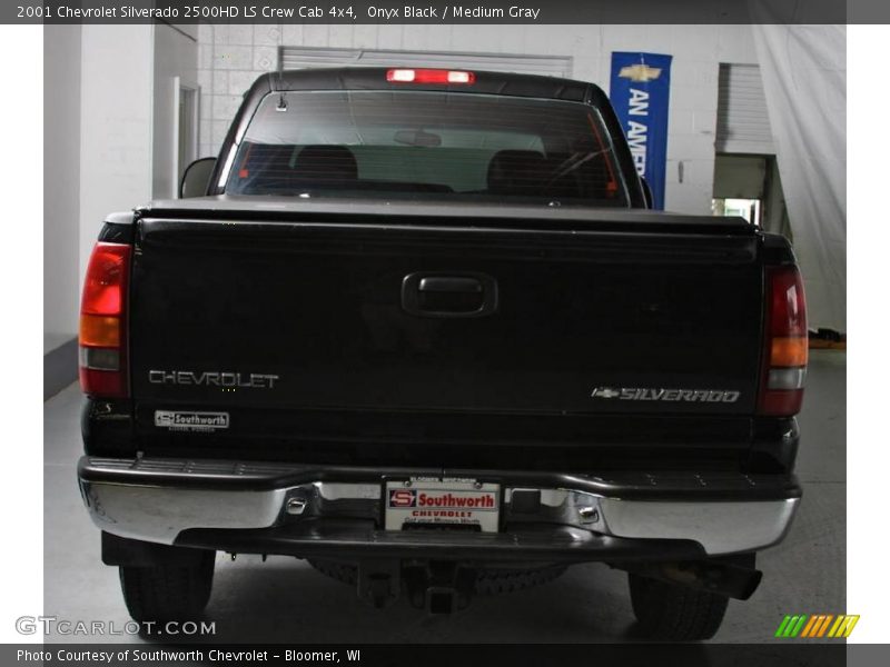 Onyx Black / Medium Gray 2001 Chevrolet Silverado 2500HD LS Crew Cab 4x4