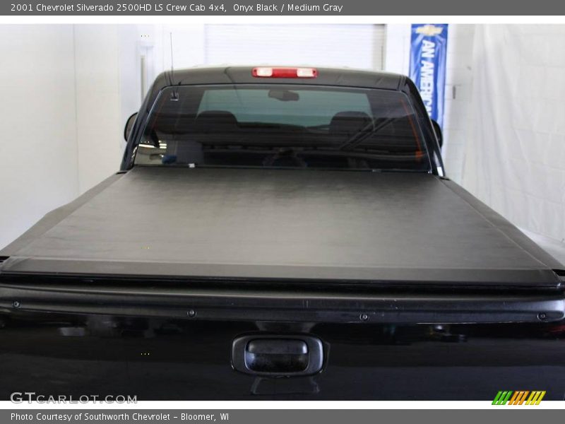 Onyx Black / Medium Gray 2001 Chevrolet Silverado 2500HD LS Crew Cab 4x4