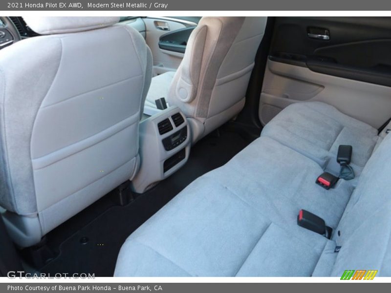 Modern Steel Metallic / Gray 2021 Honda Pilot EX AWD