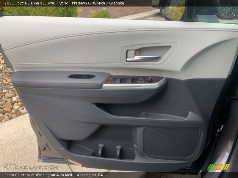 Predawn Gray Mica / Graphite 2021 Toyota Sienna XLE AWD Hybrid