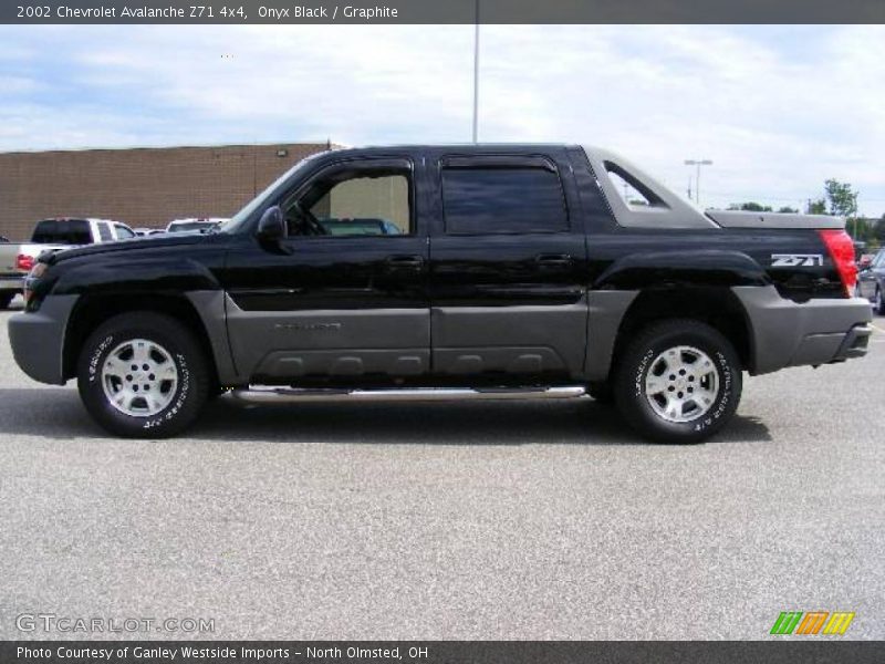 Onyx Black / Graphite 2002 Chevrolet Avalanche Z71 4x4