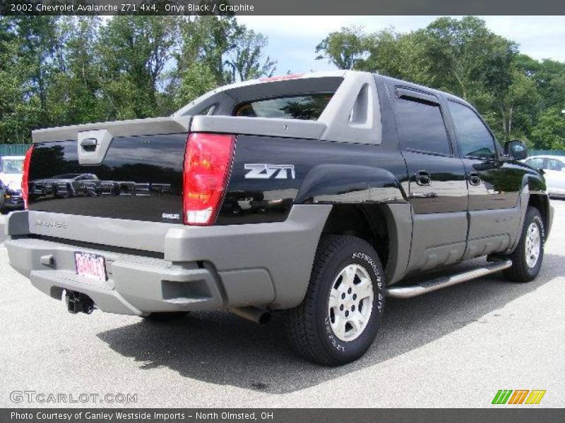 Onyx Black / Graphite 2002 Chevrolet Avalanche Z71 4x4