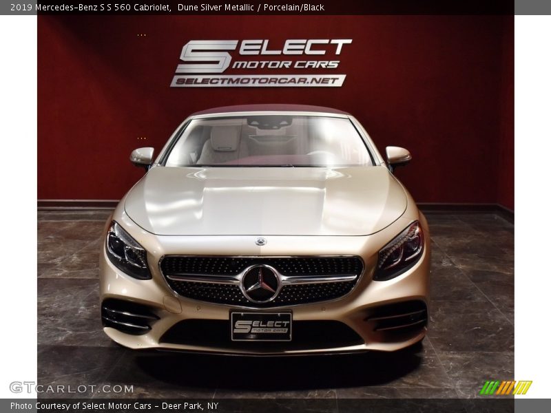 Dune Silver Metallic / Porcelain/Black 2019 Mercedes-Benz S S 560 Cabriolet