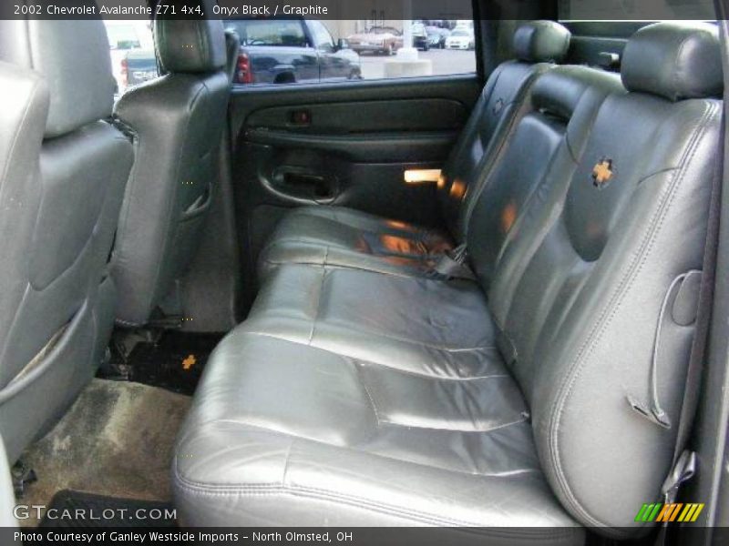 Onyx Black / Graphite 2002 Chevrolet Avalanche Z71 4x4